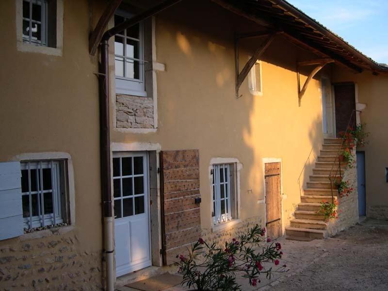 Bed & Breakfast - Maison De Marie Messimy-sur-Saone Exterior foto